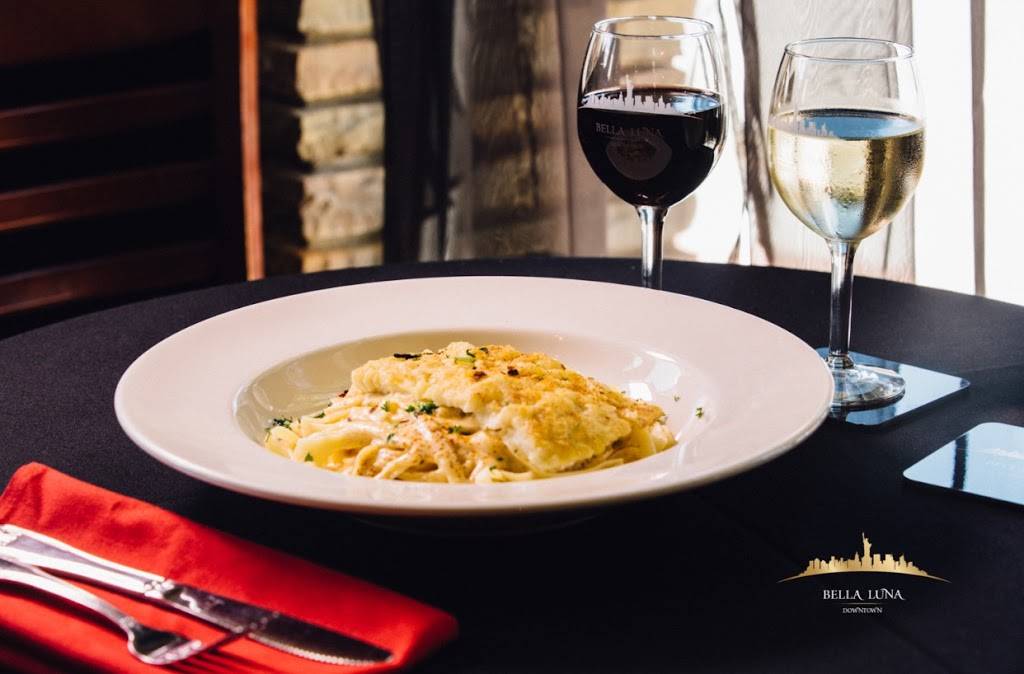 Bella Luna Downtown | restaurant | 429 Schatzell St, Corpus Christi, TX 78401, USA | 3618874777 OR +1 361-887-4777