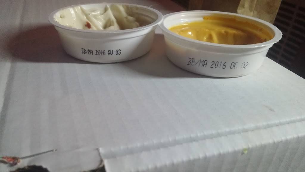 Pizza 2 Pour 1 | restaurant | 3699 Rue Ontario E, Montréal, QC H1W 1R8, Canada | 5145280528 OR +1 514-528-0528