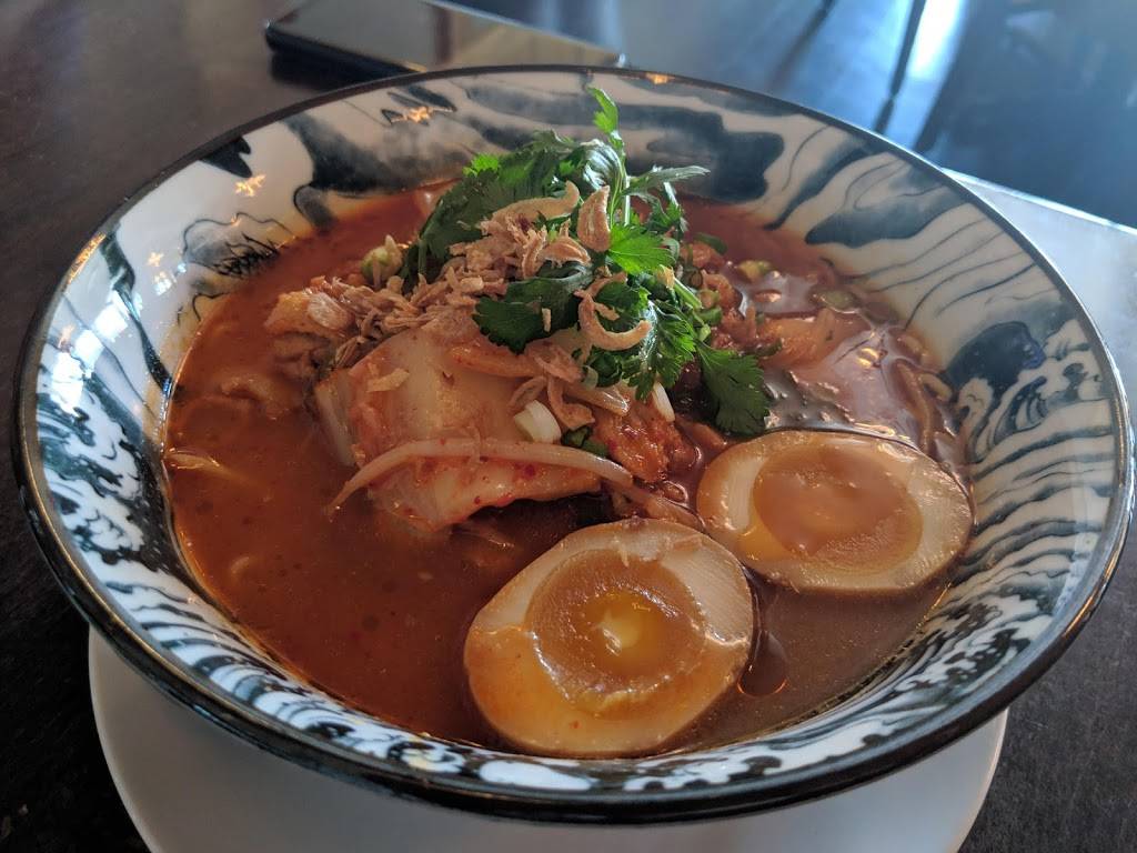 Jett Sushi | meal delivery | 5007 E Colfax Ave, Denver, CO 80220, USA | 3033335007 OR +1 303-333-5007