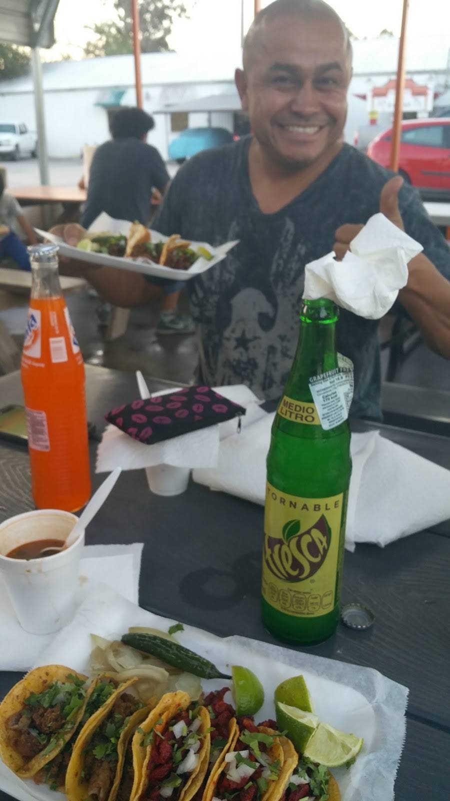 Tacos Correcaminos | restaurant | 10405-10423 Airline Dr, Houston, TX 77037, USA | 8325460599 OR +1 832-546-0599