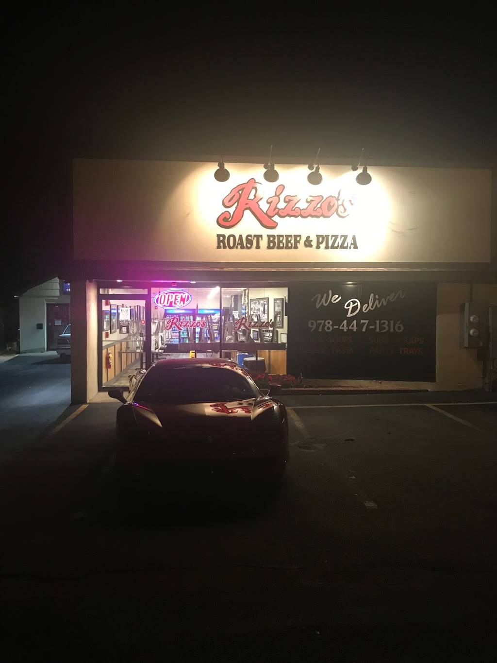 Rizzos Roast Beef and Pizza | restaurant | 3 Church St, Wilmington, MA 01887, USA | 9784471316 OR +1 978-447-1316
