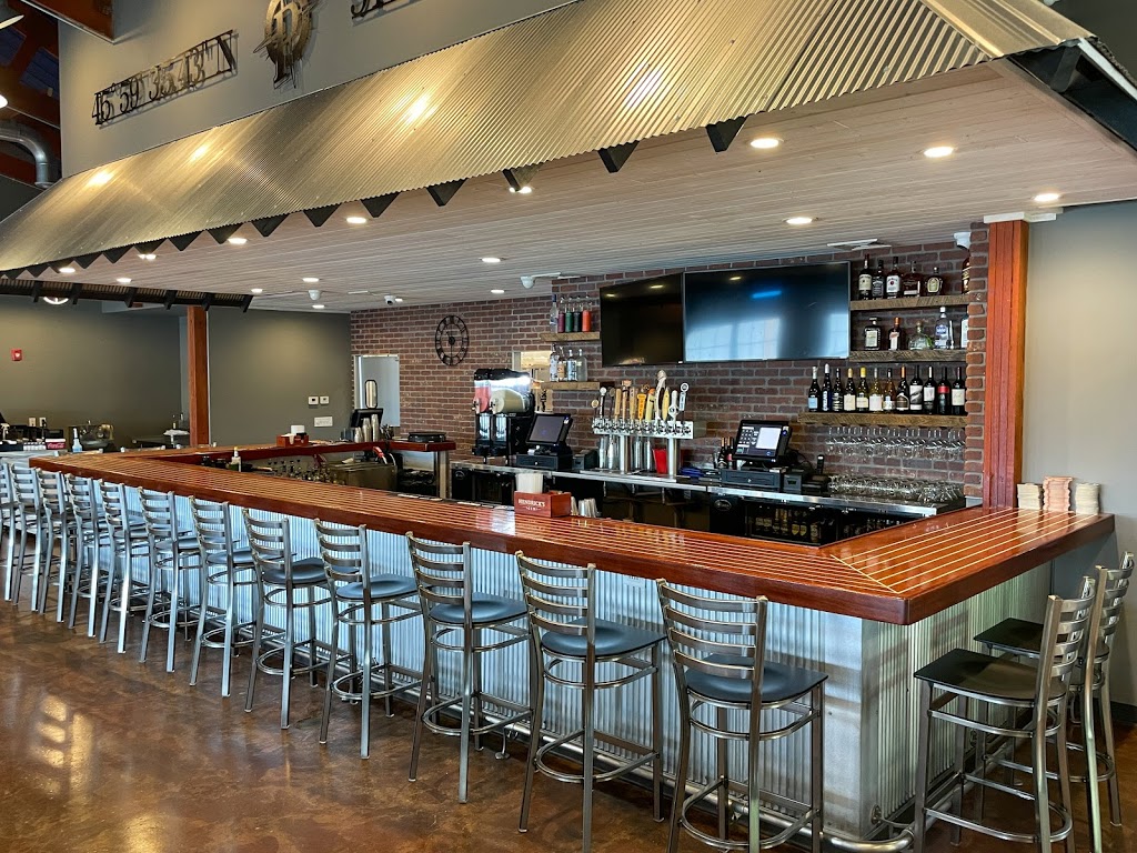 Powells on Round Lake | restaurant | 9971 N Grand Pines Ln, Hayward, WI 54843, USA | 7159151111 OR +1 715-915-1111