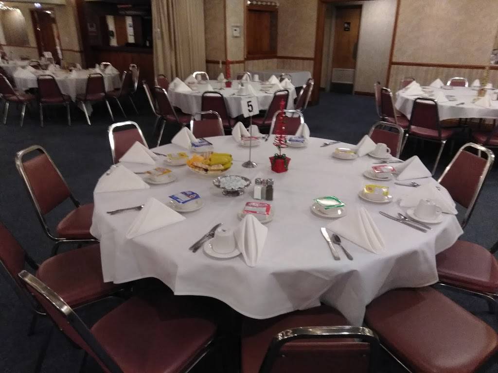 Des Plaines Elks Lodge | restaurant | 495 Lee St, Des Plaines, IL 60016, USA | 8478241526 OR +1 847-824-1526