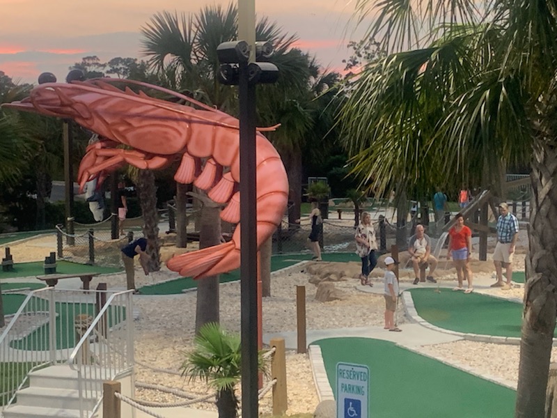 Shrimpys Grill and Golf | restaurant | 204 E 2nd Ave, Gulf Shores, AL 36542, USA | 2519486464 OR +1 251-948-6464