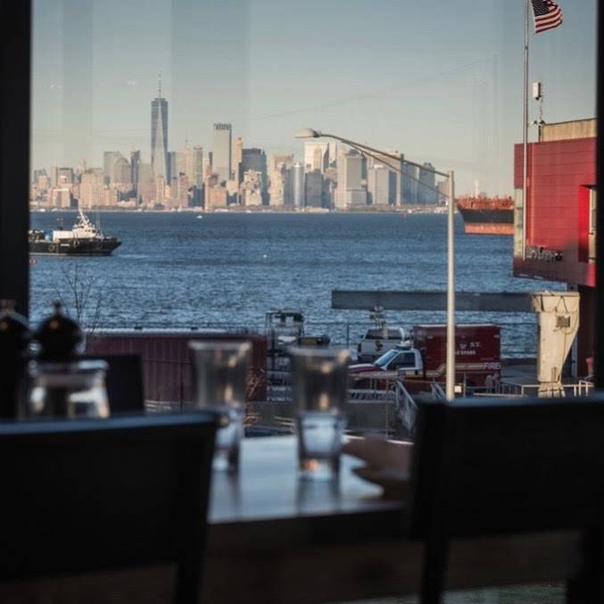 Surf | restaurant | 37 Navy Pier Ct, Staten Island, NY 10304, USA | 7182732701 OR +1 718-273-2701