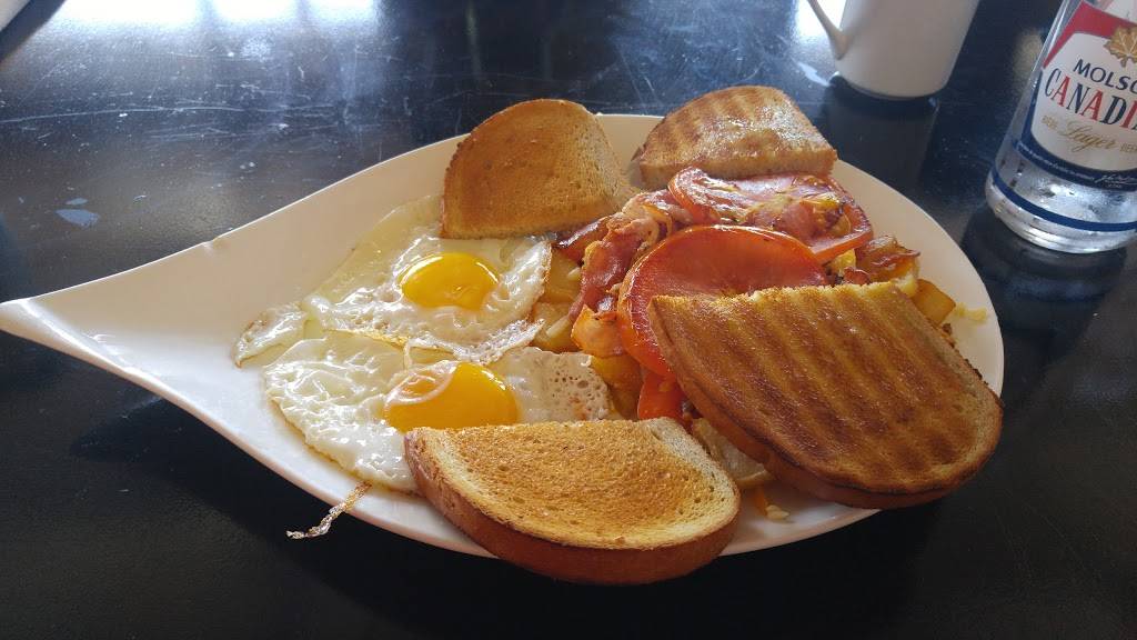 Bridgeburg Family Restaurant | restaurant | 607 Niagara Blvd, Fort Erie, ON L2A 3H5, Canada | 9058710007 OR +1 905-871-0007