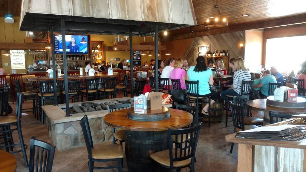 Blakes Tasting Room | restaurant | 17985 Armada Center Rd, Armada, MI 48005, USA | 5867849463 OR +1 586-784-9463