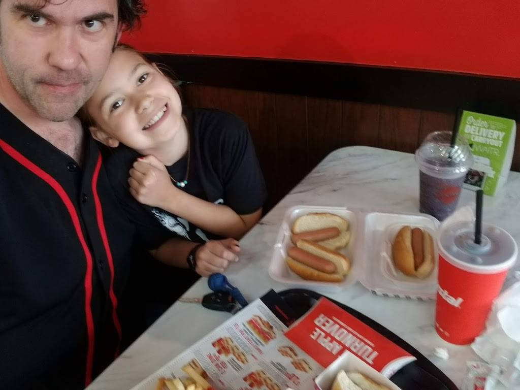 Krystal | restaurant | 114 E Meighan Blvd, Gadsden, AL 35903, USA | 2565479922 OR +1 256-547-9922