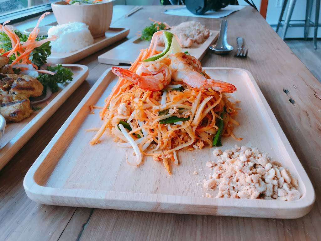 Maple Thai Eatery | restaurant | 3602 36th Ave, Astoria, NY 11106, USA | 7187070407 OR +1 718-707-0407