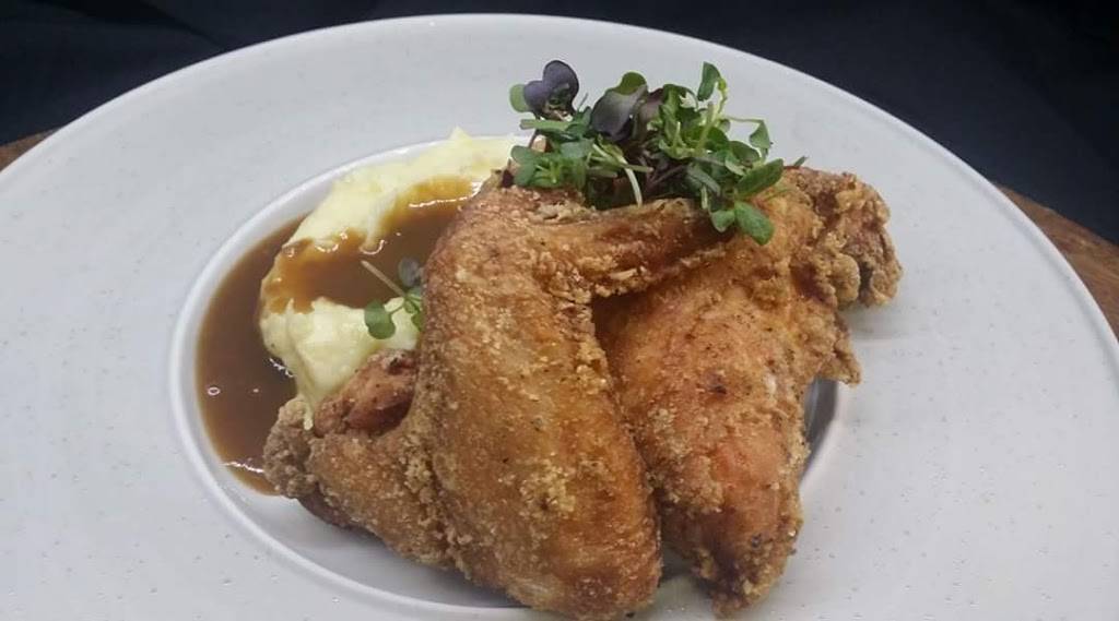 Owens Bistro | restaurant | 5210 D St, Chino, CA 91710, USA | 9096280452 OR +1 909-628-0452