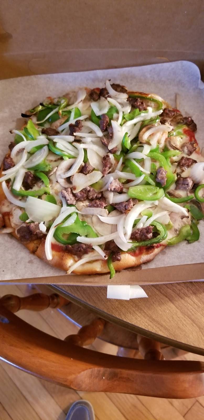 Pizza Joint | restaurant | 239 Ocean St, South Portland, ME 04106, USA | 2077673220 OR +1 207-767-3220