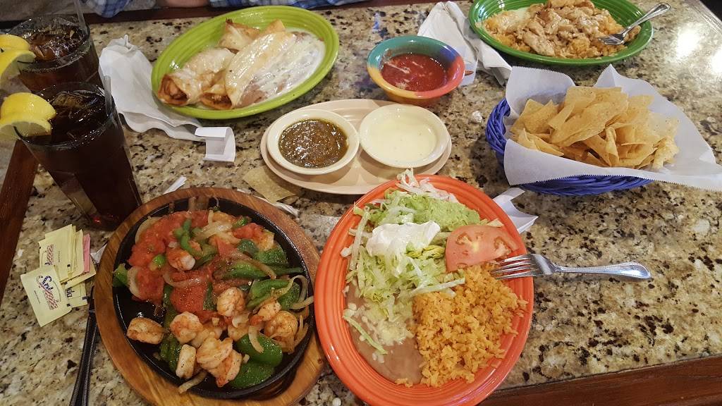Los Portales Mexican Restaurant | restaurant | 1506 Lowes Dr, Murray, KY 42071, USA | 2707670315 OR +1 270-767-0315