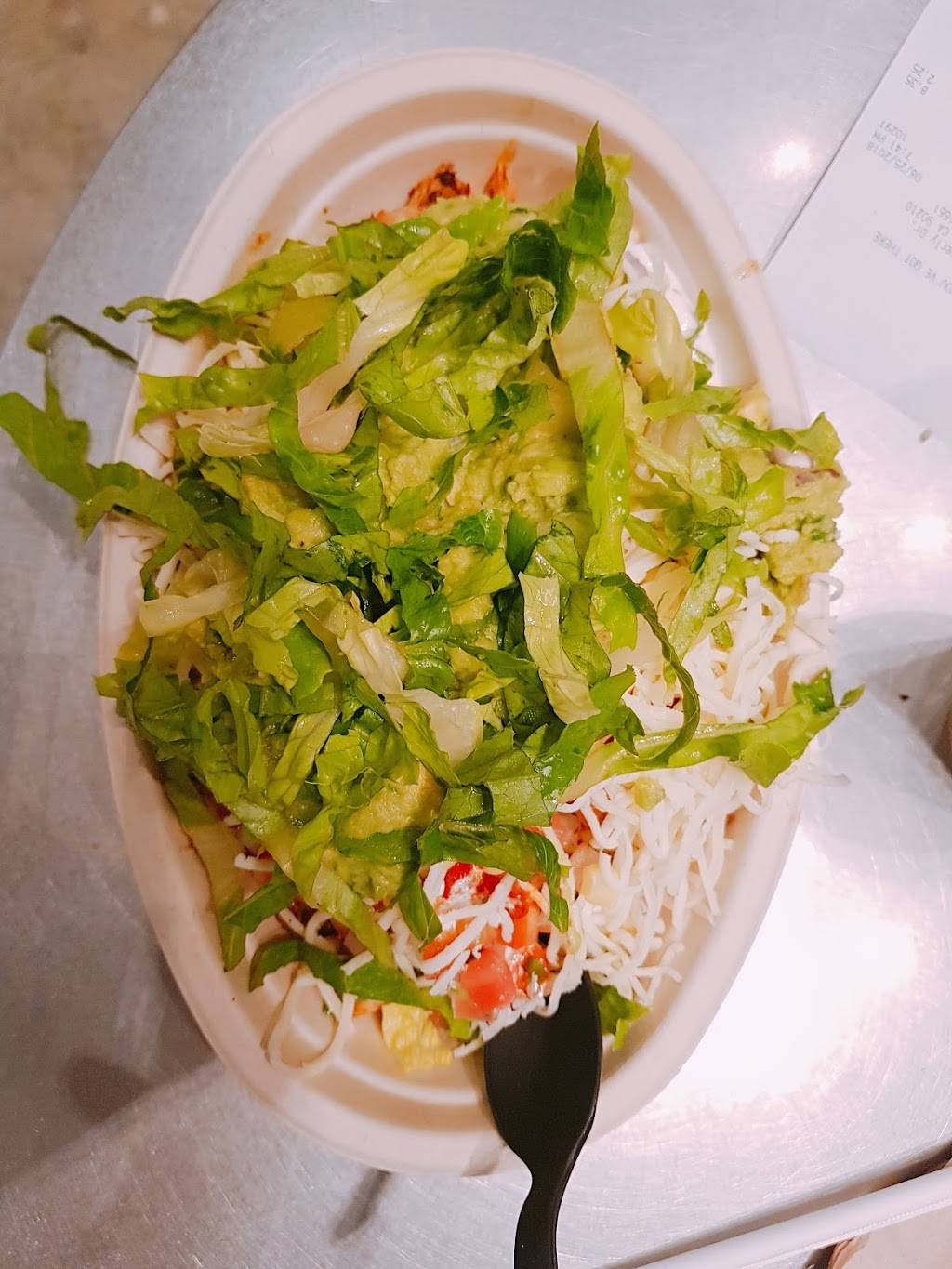 Chipotle Mexican Grill | restaurant | 475 N Beverly Dr, Beverly Hills, CA 90210, USA | 4242531661 OR +1 424-253-1661