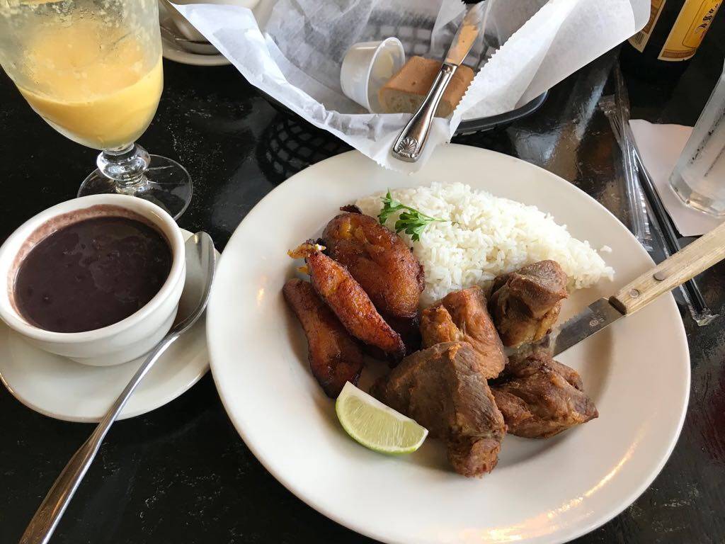 Cafe Piquet | restaurant | 5757 Bissonnet St, Bellaire, TX 77401, USA | 7136641031 OR +1 713-664-1031