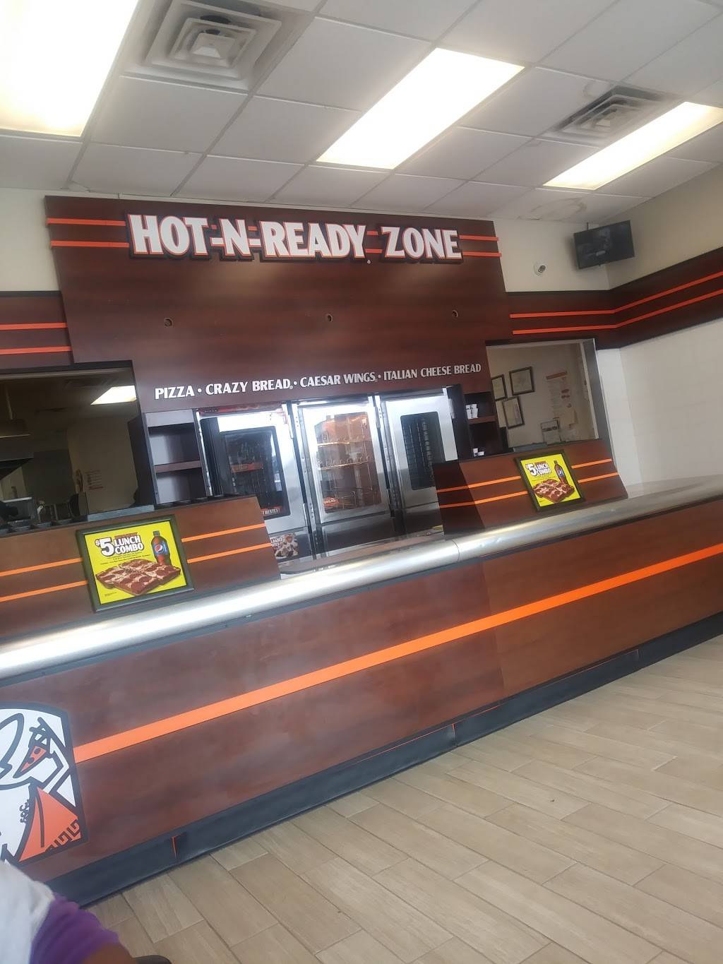 Little Caesars Pizza | meal takeaway | 1050 N Carrier Pkwy, Grand Prairie, TX 75050, USA | 9725049300 OR +1 972-504-9300
