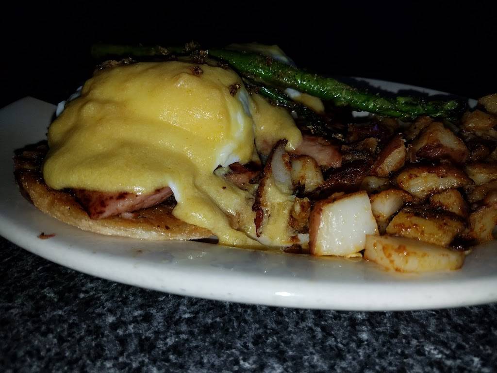 Little Phoenix | restaurant | 4128 Acushnet Ave, New Bedford, MA 02745, USA | 5089987551 OR +1 508-998-7551