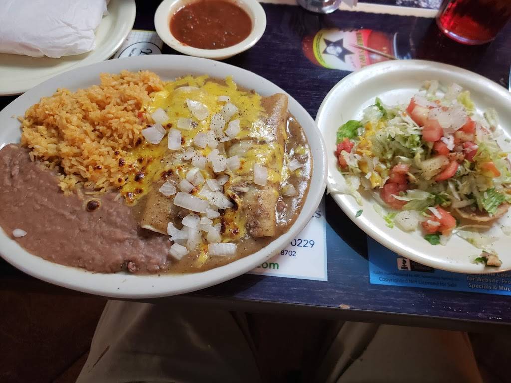 Herberts Taco Hut | restaurant | 419 Riverside Dr, San Marcos, TX 78666, USA | 5123922993 OR +1 512-392-2993