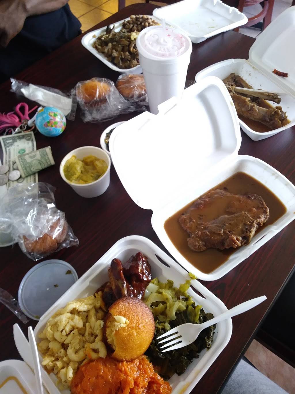 Grannys Kitchen Southern Style Soul Food | restaurant | 5440 S Central Ave, Los Angeles, CA 90011, USA | 3232312141 OR +1 323-231-2141