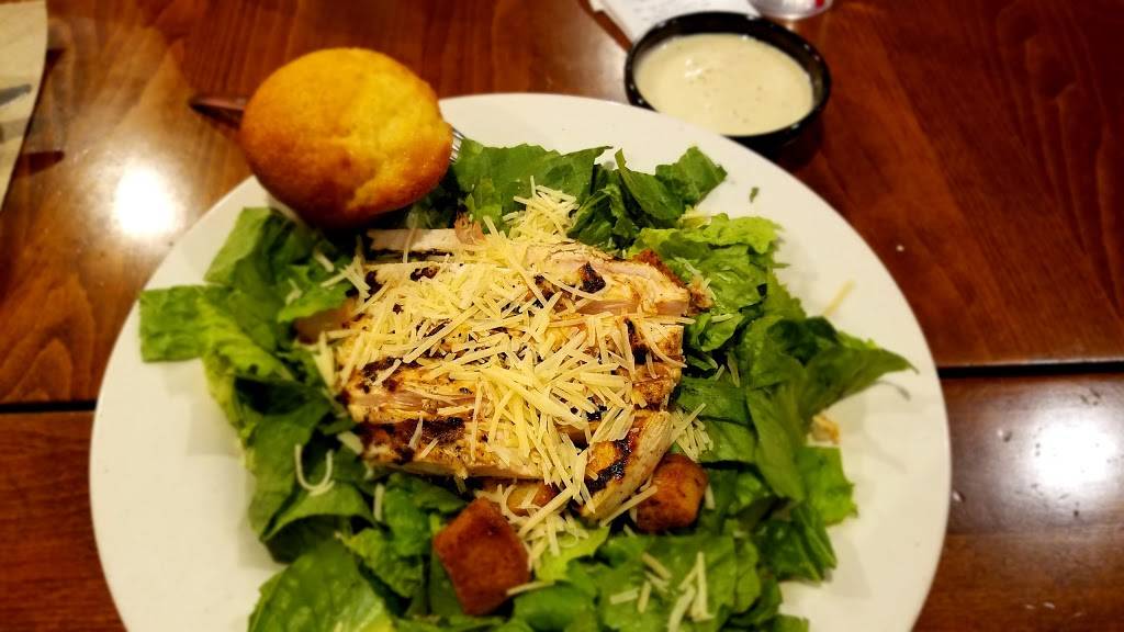 Famous Daves Bar-B-Que | restaurant | 2131 Snelling Ave N, Roseville, MN 55113, USA | 6516334800 OR +1 651-633-4800