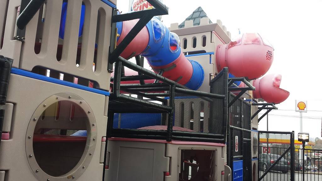 Burger King | restaurant | 179 N Lee St, Forsyth, GA 31029, USA | 4789942947 OR +1 478-994-2947