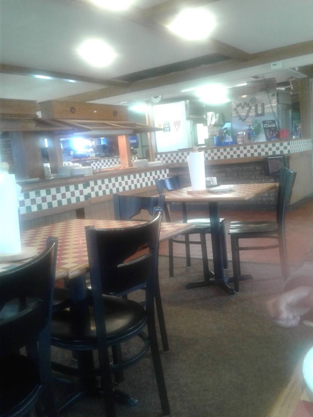 Pizza Hut | meal takeaway | 1817 Falls Blvd, Wynne, AR 72396, USA | 8702388549 OR +1 870-238-8549