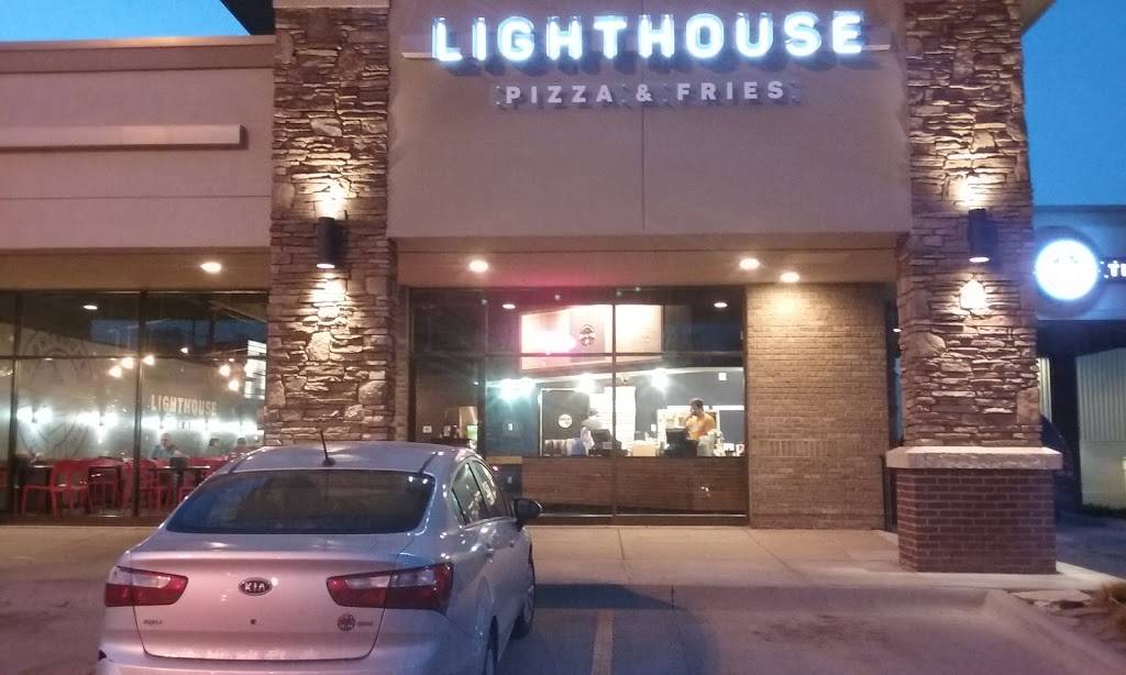 Lighthouse Pizza | restaurant | 1004 S 74th Plaza, Omaha, NE 68114, USA | 4029326660 OR +1 402-932-6660