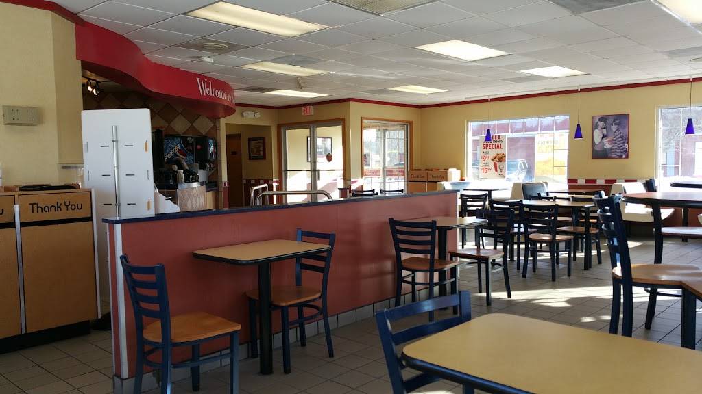 KFC | restaurant | 32 Shunpike Rd, Cromwell, CT 06416, USA | 8606329888 OR +1 860-632-9888