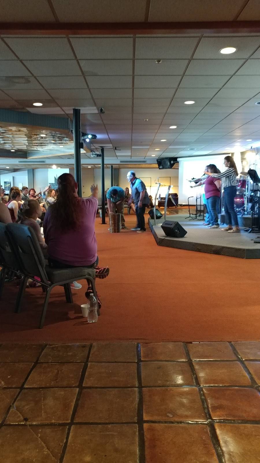 Apache Greyhound Park | restaurant | 220 S Delaware Dr, Apache Junction, AZ 85120, USA | 4809822371 OR +1 480-982-2371