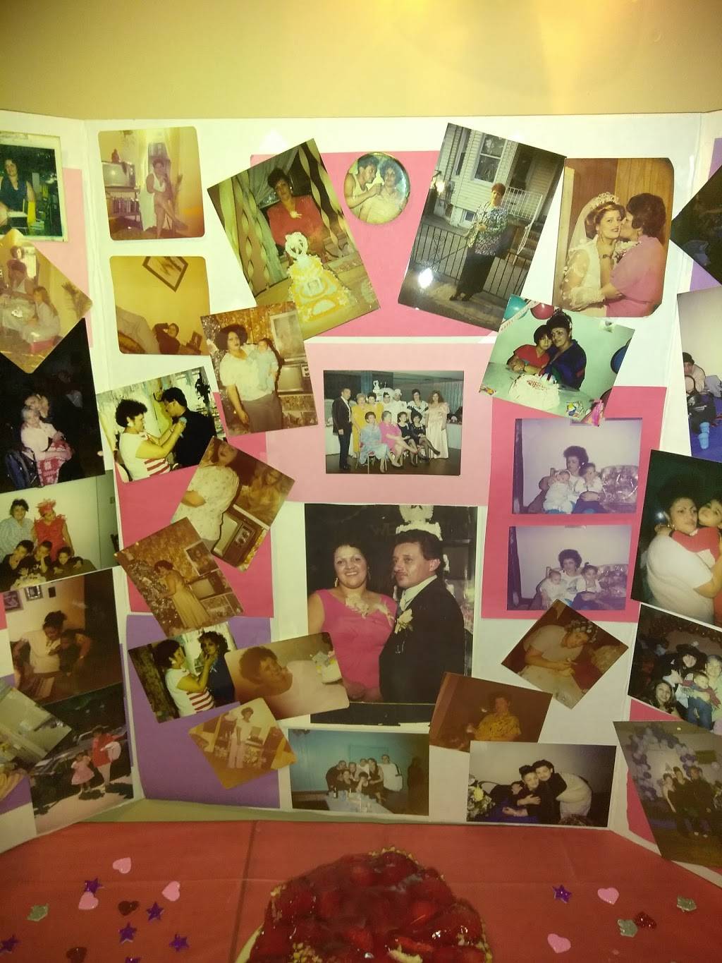 The Avenue | restaurant | 71-22 Myrtle Ave, Glendale, NY 11385, USA | 3477253853 OR +1 347-725-3853