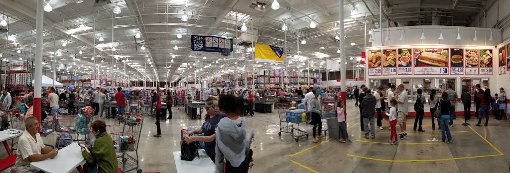 Costco Food Court | meal takeaway | 8810 Tampa Ave, Northridge, CA 91324, USA | 8187752997 OR +1 818-775-2997