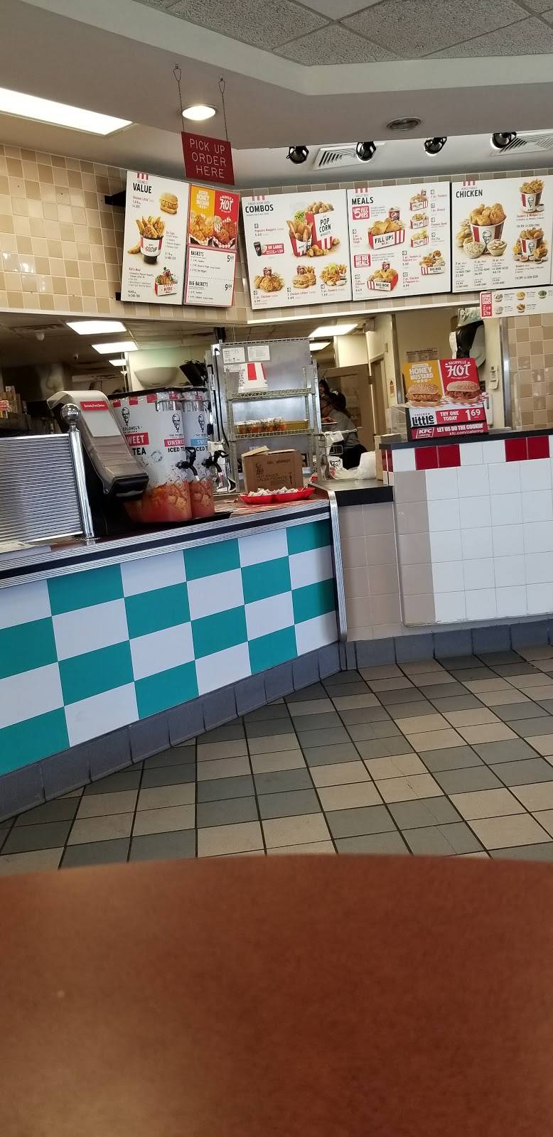 KFC | restaurant | 1955 Coliseum Blvd, Montgomery, AL 36110, USA | 3342440698 OR +1 334-244-0698