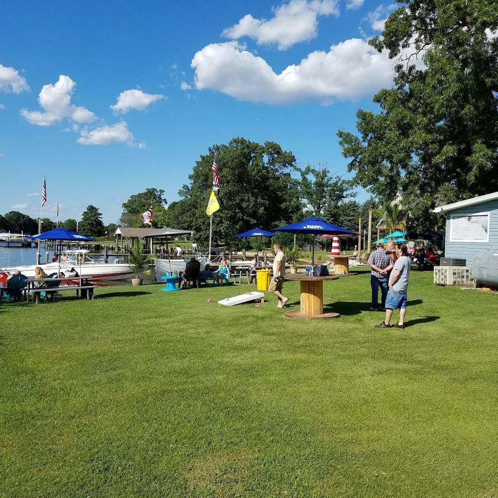 Dukes Tavern | restaurant | 1700 Furnace Dr, Glen Burnie, MD 21060, USA | 4107619599 OR +1 410-761-9599