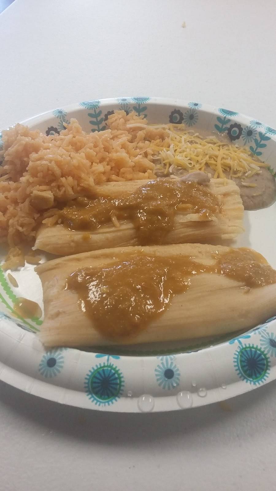 Arturos Pollo | restaurant | 161 County Rd 35400, Sumner, TX 75486, USA | 9037392999 OR +1 903-739-2999