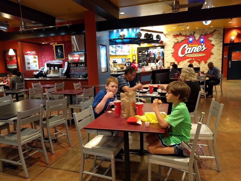 Raising Canes Chicken Fingers | meal takeaway | 698 IL-59, Naperville, IL 60540, USA | 6307780536 OR +1 630-778-0536