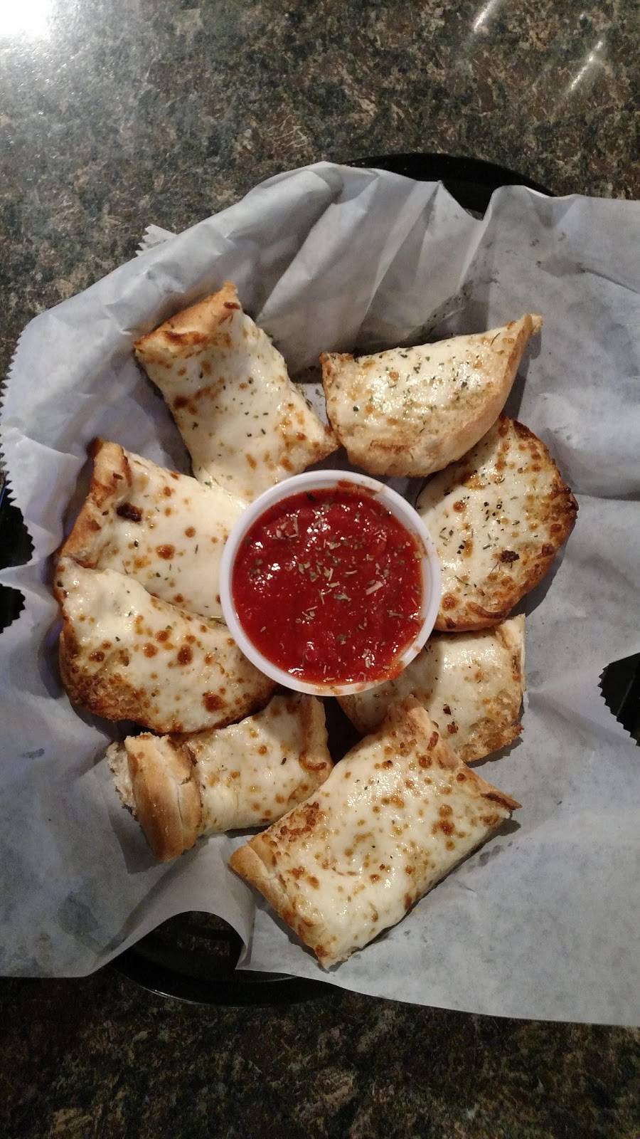 Sugar Street Bar & Grill | restaurant | 1341 N Sugar St, Lima, OH 45801, USA | 4192248838 OR +1 419-224-8838