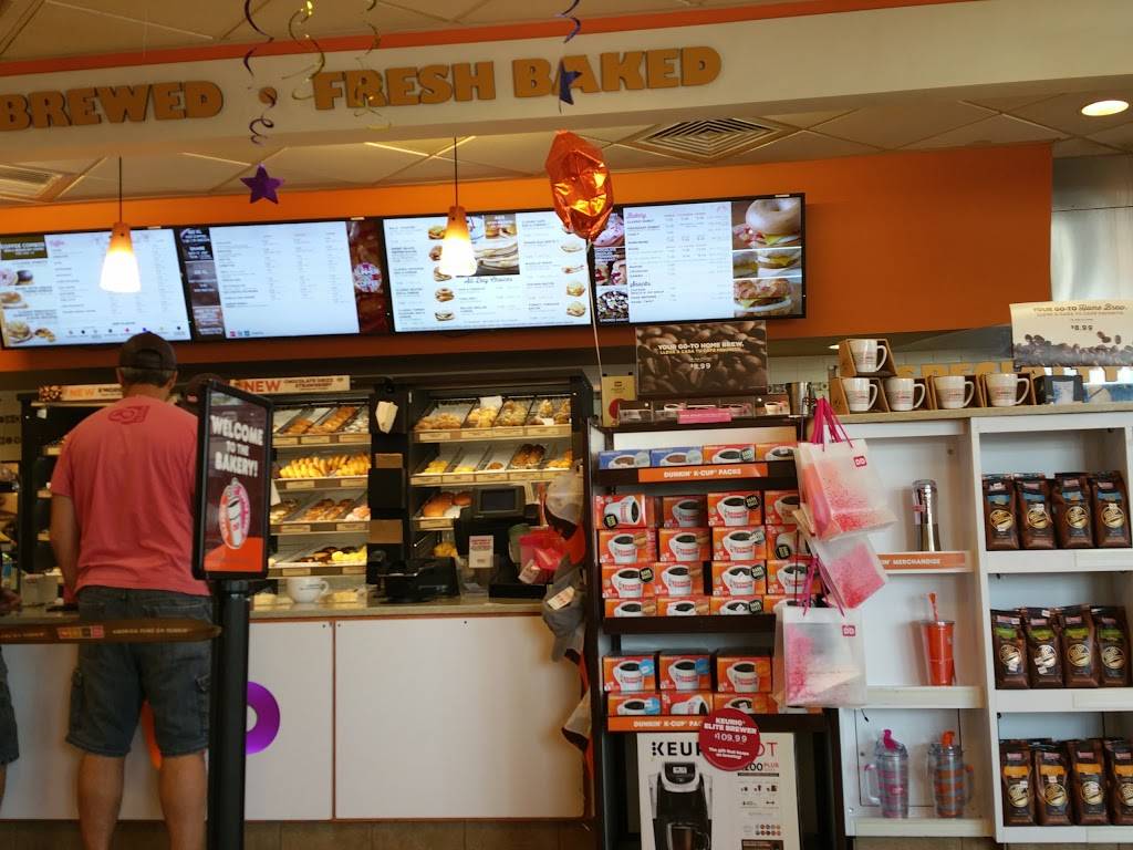 Dunkin | bakery | 12561 Biscayne Blvd, North Miami, FL 33181, USA | 3058911020 OR +1 305-891-1020