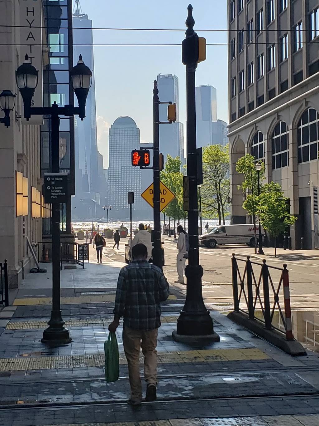 Dunkin | bakery | 1 Exchange Pl, Jersey City, NJ 07302, USA | 5512758415 OR +1 551-275-8415