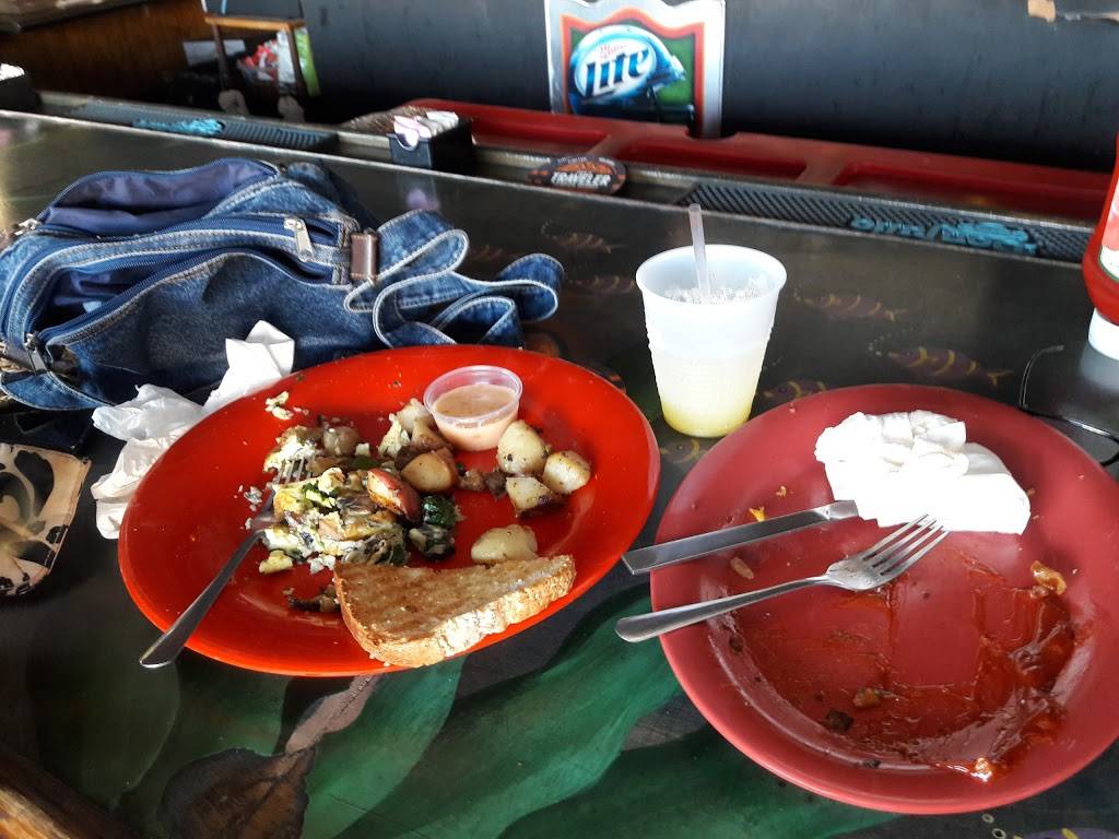 The Reef Bar and Grill | restaurant | 14705 Gulf Blvd, Madeira Beach, FL 33708, USA | 7279543402 OR +1 727-954-3402