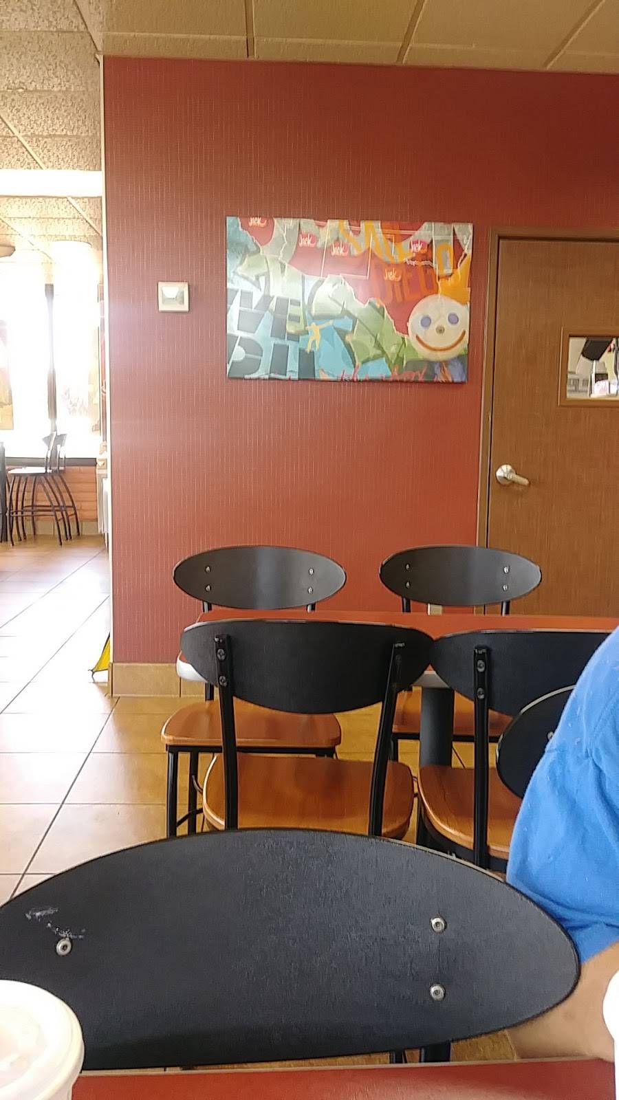 Jack in the Box | restaurant | 595 W Olive Ave, Merced, CA 95348, USA | 2097232443 OR +1 209-723-2443