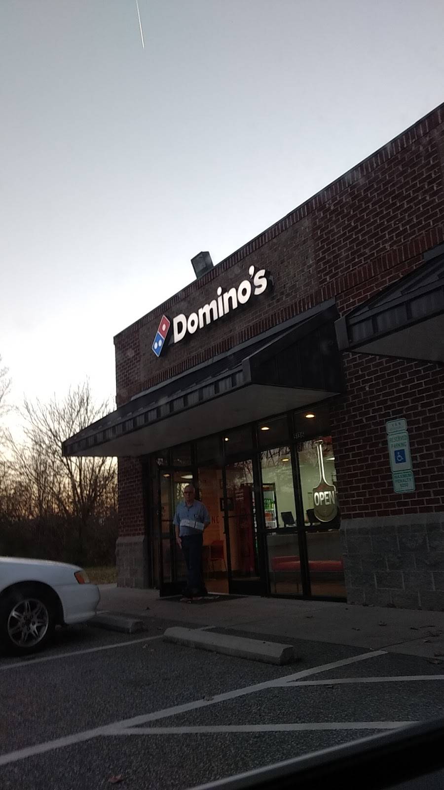 Dominos Pizza | meal delivery | 5136 Randleman Rd, Greensboro, NC 27406, USA | 3366740027 OR +1 336-674-0027