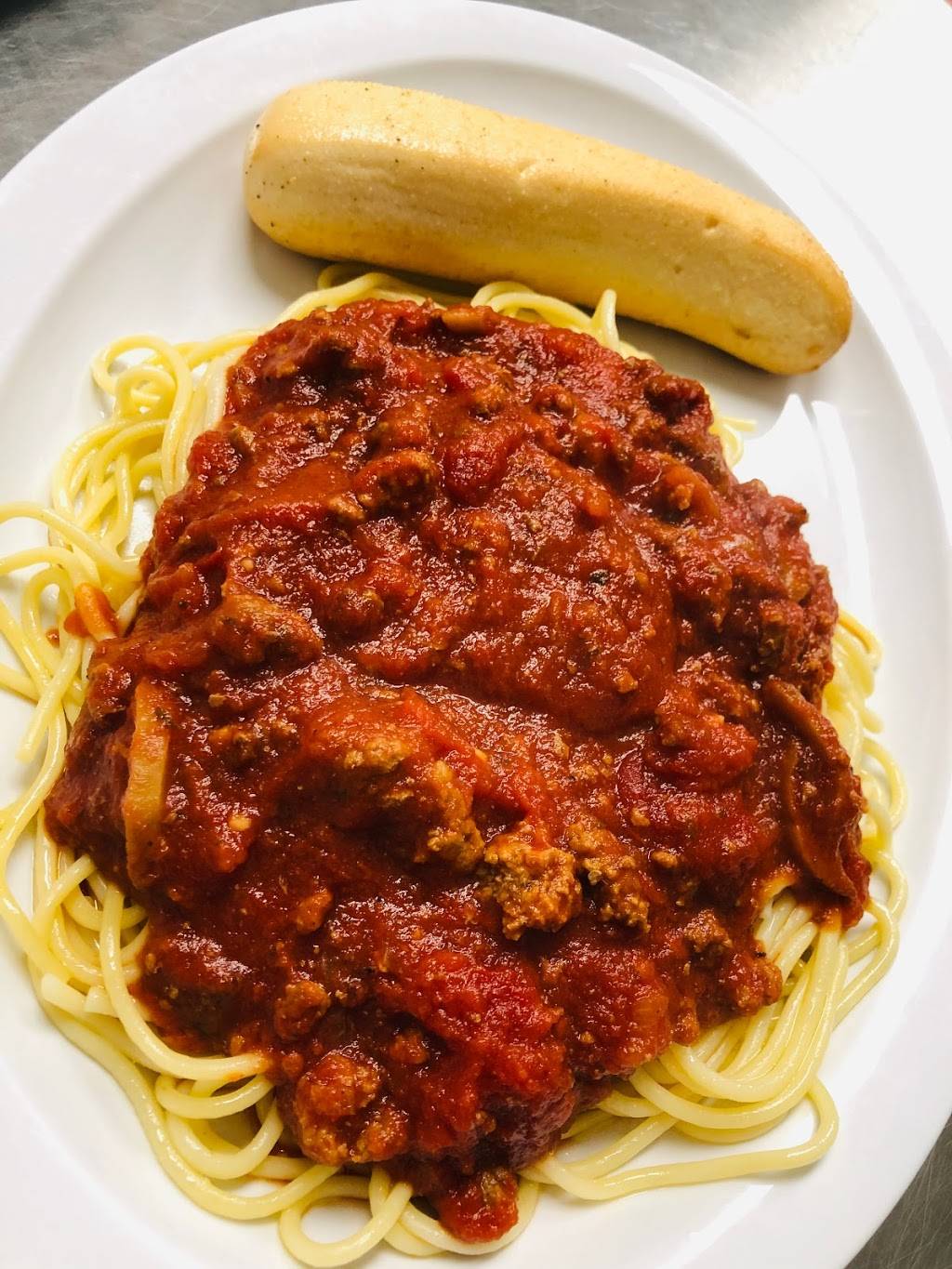 CK Grill and Bar | restaurant | 655 S 33rd Ave, Columbus, NE 68601, USA | 4025634030 OR +1 402-563-4030