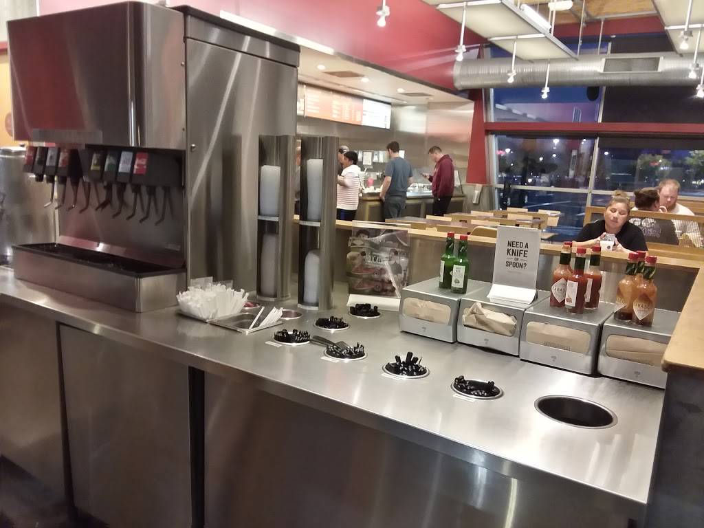 Chipotle Mexican Grill | restaurant | 5025 Wellington Rd, Gainesville, VA 20155, USA | 5712488036 OR +1 571-248-8036