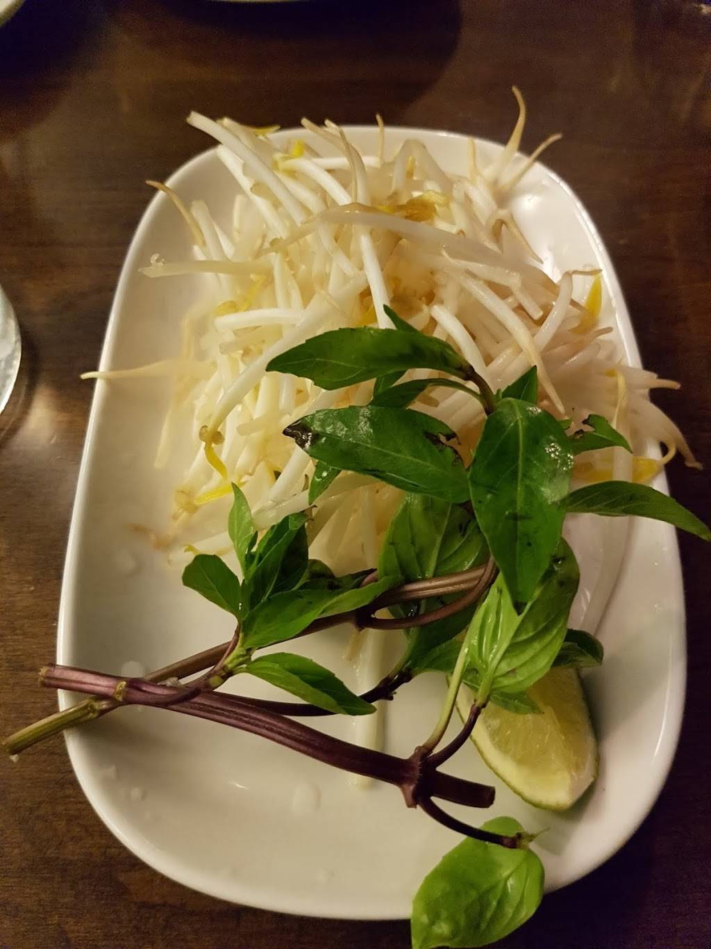 Pho King Fabulous! | restaurant | 2409 Yonge St, Toronto, ON M4P 2E7, Canada | 6473525288 OR +1 647-352-5288