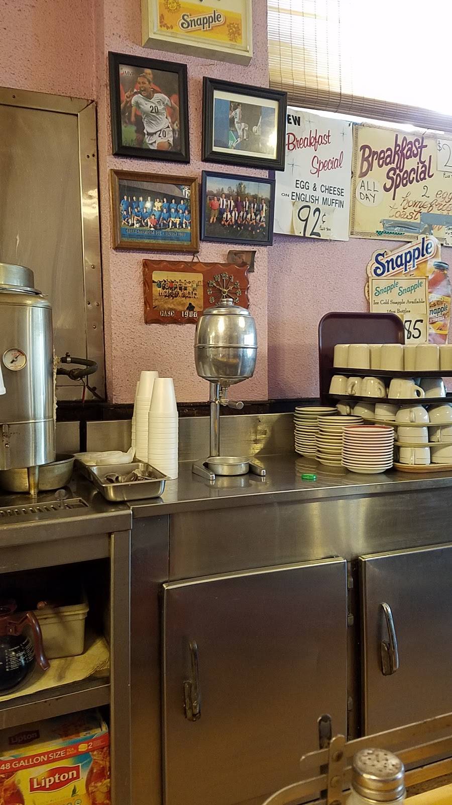 Busy Bee | restaurant | 124 W Main St, Rochester, NY 14614, USA | 5852324991 OR +1 585-232-4991