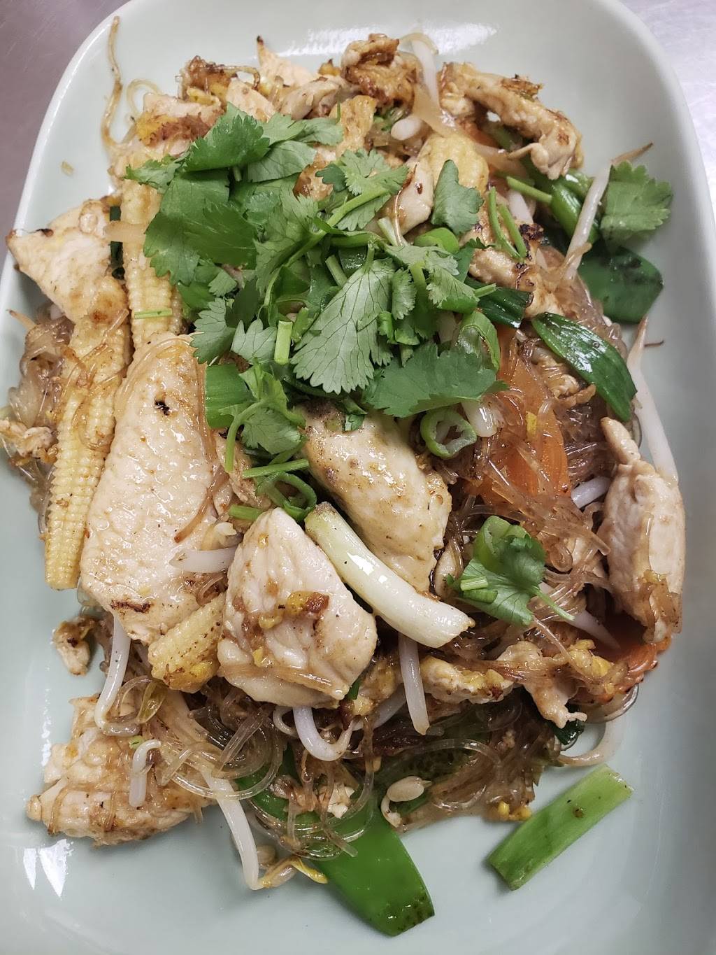 Pad Thai Restaurant | restaurant | 2310 Elmhurst Rd, Mt Prospect, IL 60056, USA | 8474729000 OR +1 847-472-9000