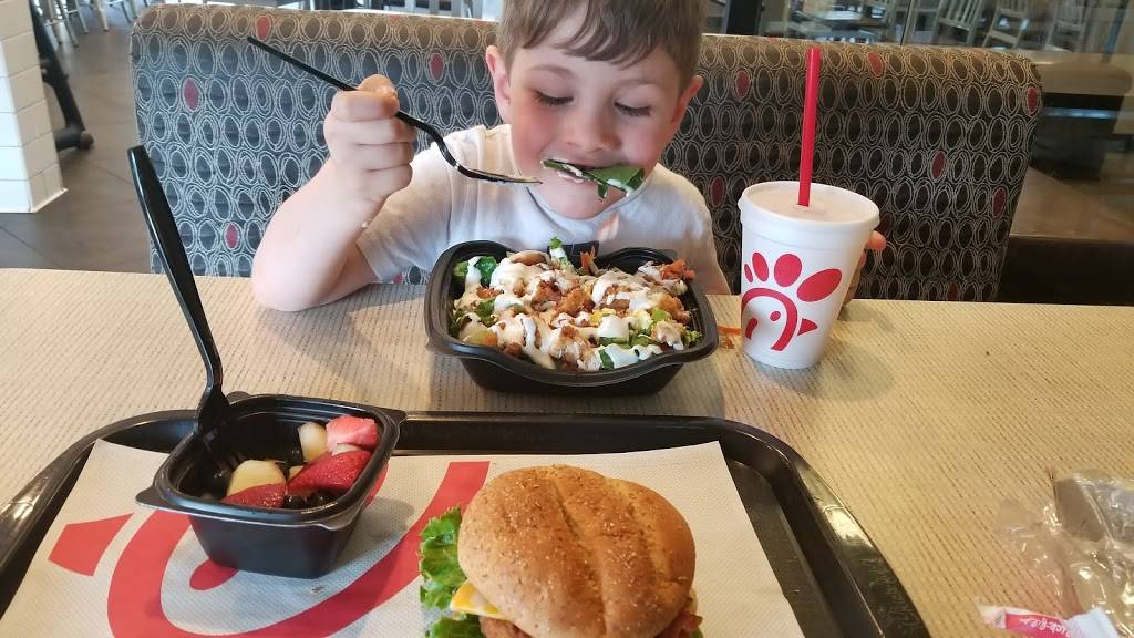 Chick-fil-A | restaurant | 1600 Monticello Ave, Norfolk, VA 23510, USA | 7574468006 OR +1 757-446-8006