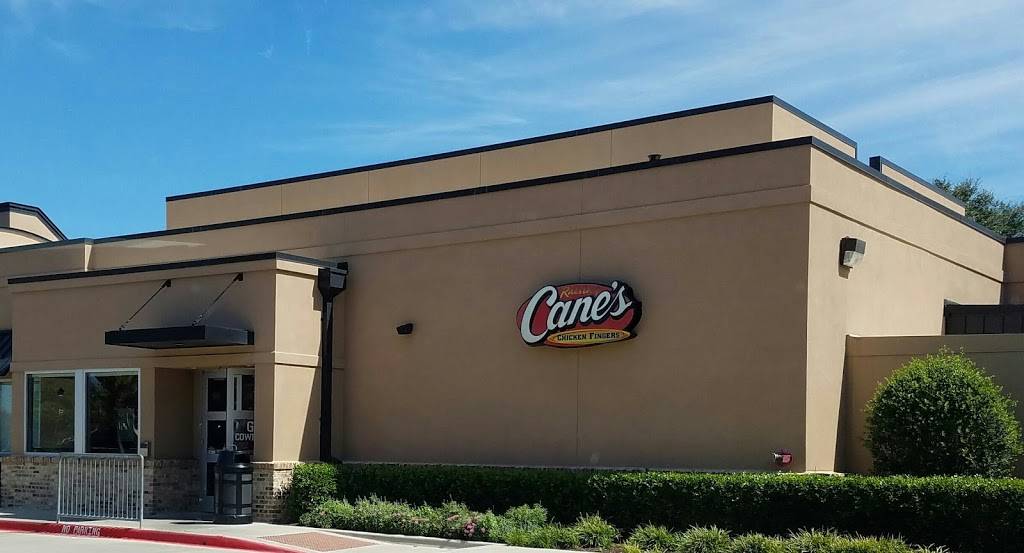 Raising Canes Chicken Fingers | meal takeaway | 4100 Belt Line Rd, Addison, TX 75001, USA | 9728517960 OR +1 972-851-7960
