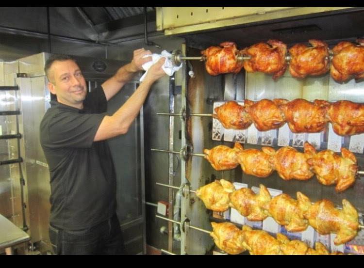 Super Chicken | restaurant | 32999 Yucaipa Blvd #112, Yucaipa, CA 92399, USA | 9097908222 OR +1 909-790-8222