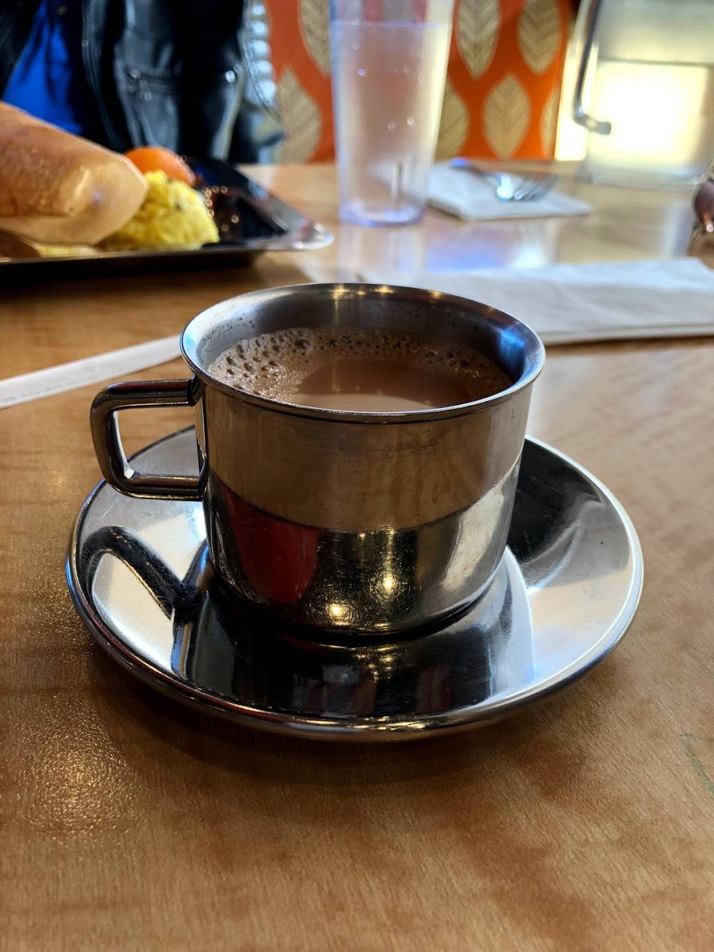 Saravanaa Bhavan | restaurant | 438 Barber Ln, Milpitas, CA 95035, USA | 4083837755 OR +1 408-383-7755