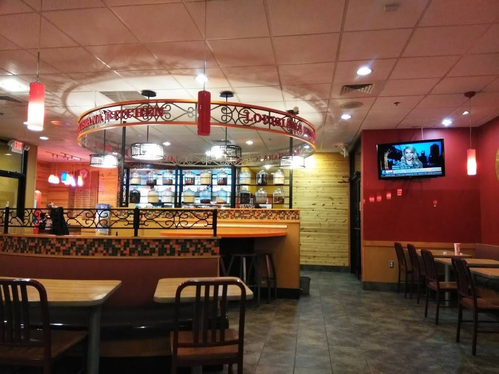 Popeyes Louisiana Kitchen | restaurant | 2902 Madison Ave, Indianapolis, IN 46225, USA | 3177810667 OR +1 317-781-0667